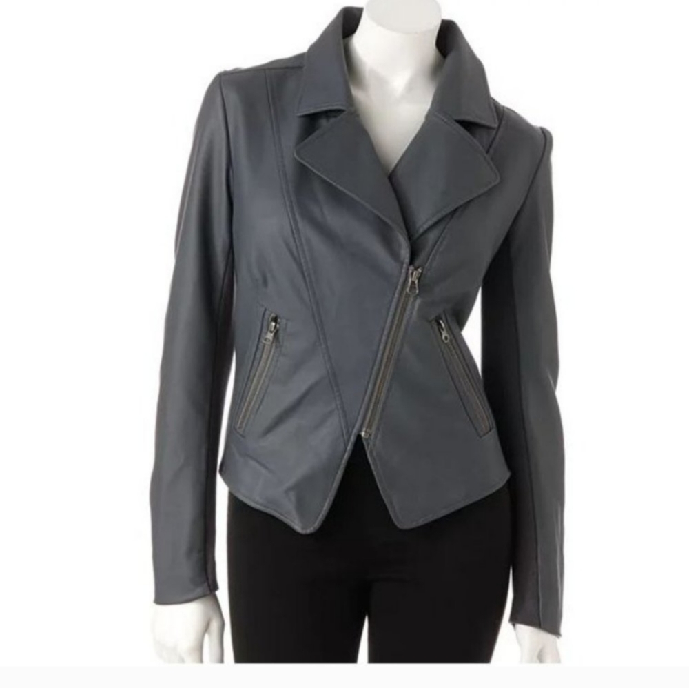 Jennifer Lopez Faux leather jacket